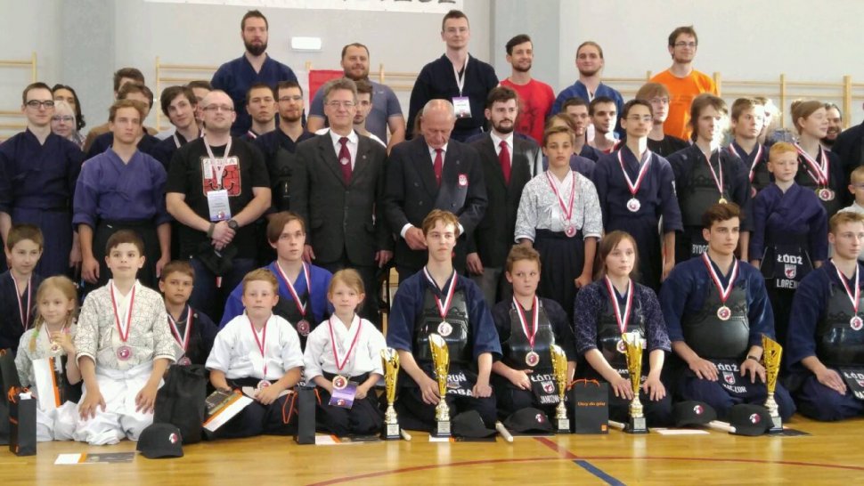 Zdjęcie grupowe nagrodzonych